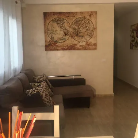 Canary House Gold * Vecindario (Gran Canaria)
